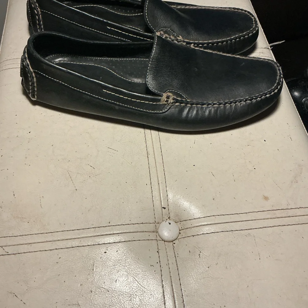 Bass Black Leather Slip-On Driving Loafers